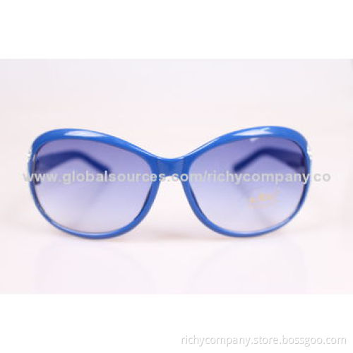 Fashionable Women's Sunglasses, OEM Orders are Welcome